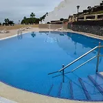 Oasis 1-bedroom Ocean View Large Terrace Pool Full Kitchen *