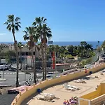 公寓 Oasis 1-bedroom Ocean View Large Terrace Pool Full Kitchen 阿德耶