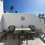 Oasis 1-bedroom Ocean View Large Terrace Pool Full Kitchen *