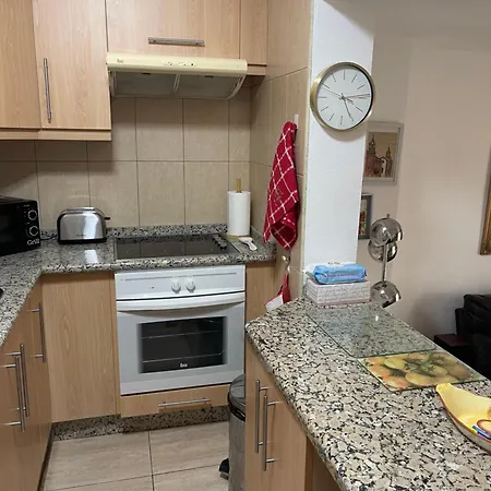 Διαμέρισμα Oasis San Eugenio 1-bedroom With Ocean View, Large Terrace And Pool, Full Kitchen