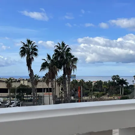 Oasis San Eugenio By Armina & Stan Ocean View Large Terrace Pool Full Kitchen 公寓