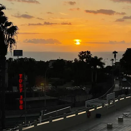 Oasis San Eugenio 1-bedroom With Ocean View, Large Terrace And Pool, Full Kitchen *