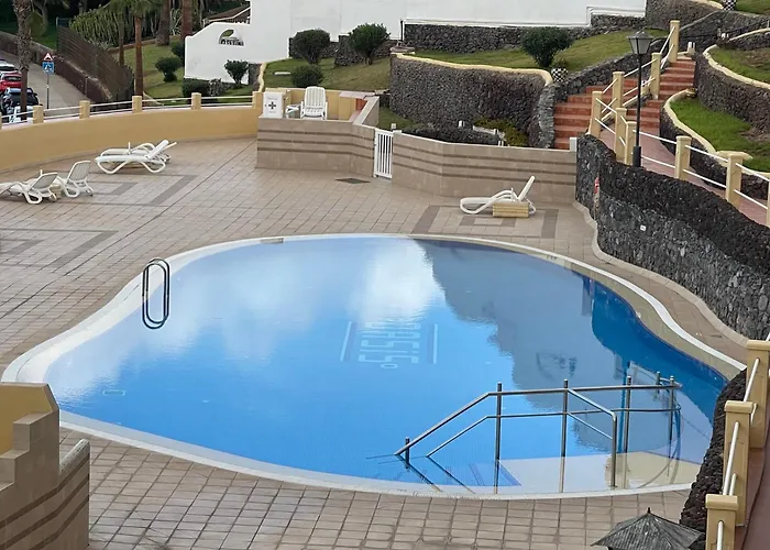 Oasis 1-bedroom Ocean View Large Terrace Pool Full Kitchen Апартаменты *