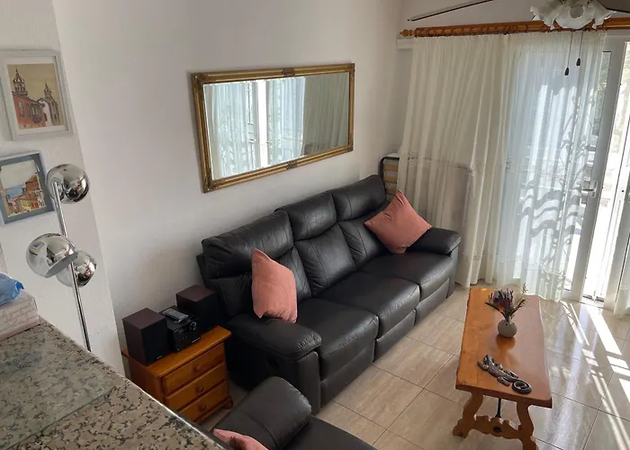 Oasis 1-bedroom Ocean View Large Terrace Pool Full Kitchen Lejlighed