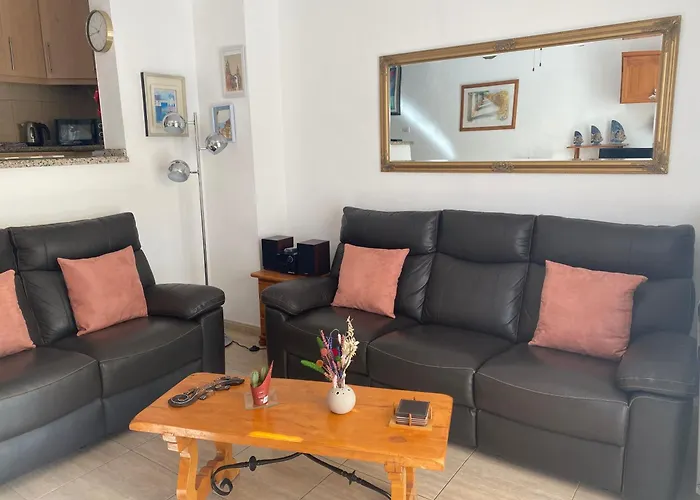 Апартаменты Oasis 1-bedroom Ocean View Large Terrace Pool Full Kitchen *