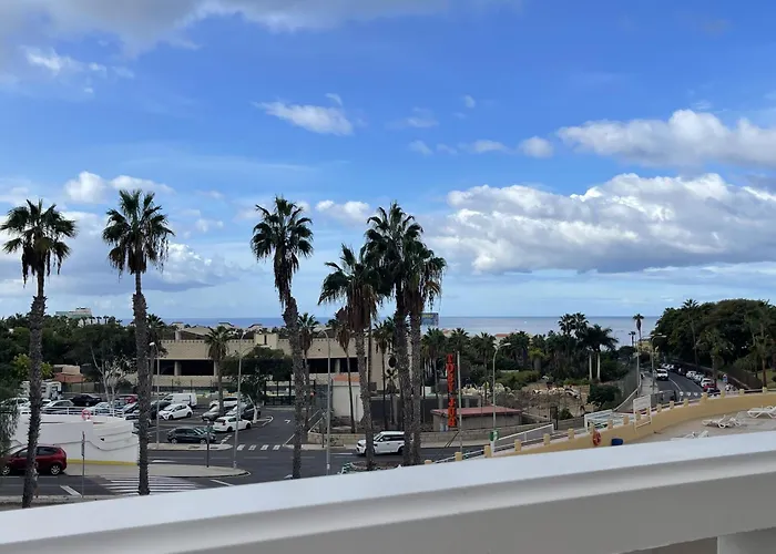 Oasis 1-bedroom Ocean View Large Terrace Pool Full Kitchen Апартаменты *