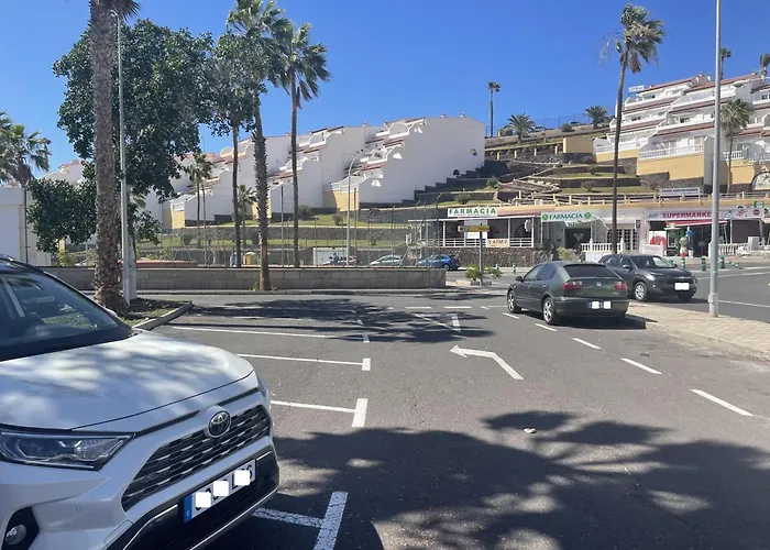 Апартаменты Oasis 1-bedroom Ocean View Large Terrace Pool Full Kitchen *