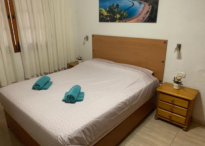 Oasis 1-bedroom Ocean View Large Terrace Pool Full Kitchen Апартаменты *